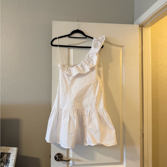 White One-Shoulder Ruffle Dress - Picture 4 of 5